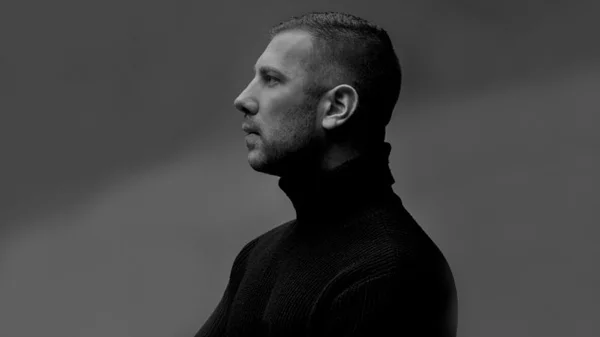 Ο DJ Chris Child βάζει μουσική στον Βαλεντίνο μας (+ playlist)