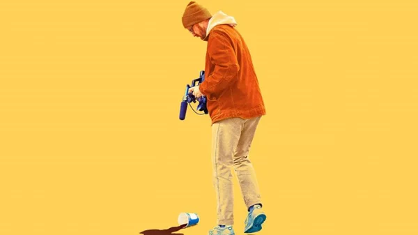 Το «How To With John Wilson» είναι η καλύτερη σειρά αυτήν τη στιγμή (που δε βλέπεις)