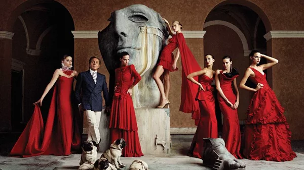 Μπαλενσιάγκα, Γκασπάρ Νοέ και Βαλεντίνο: Όλα όσα θα δούμε δωρεάν στο 3ο Athens Fashion Film Festival