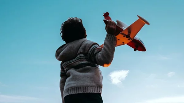 Athens Streaming | Πρώτο ταξίδι για το Φεστιβάλ Ντοκιμαντέρ Θεσσαλονίκης, το «Πέρασμα» του Κοντραφούρη κι αφιέρωμα στην Άλκη Ζέη