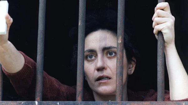 Το «Σινεμά, Ανοιχτό» φέρνει δωρεάν τα «Πέτρινα Χρόνια» και το «Άντε Γειά» στο Κανάλι του Ιδρύματος Ωνάση