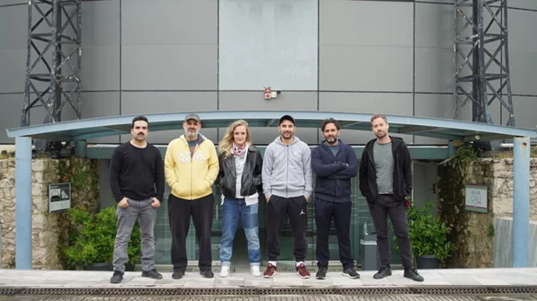 Ο «Χαρτοπόλεμος» του Γιώργου Παλούμπη και τα podcast του ΚΘΒΕ σε περιμένουν να τα ακούσεις