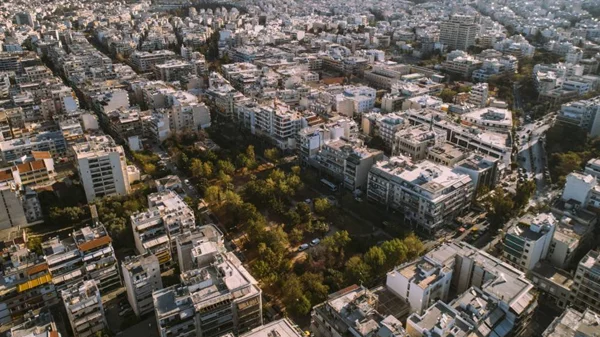 Το Πάρκο Φιξ γίνεται ένα καταπράσινο σημείο αναφοράς στα Πατήσια