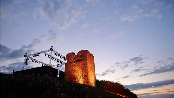 Το Sani Festival είναι ξανά εδώ! Δηλαδή, εκεί – στη Χαλκιδική!