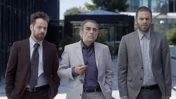 Ο καθόλου δυσάρεστος Γιώργος Γεωργόπουλος έχει κάτι σοβαρό να μας πει