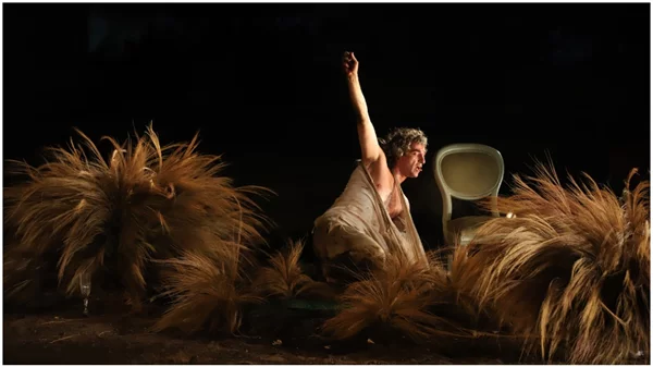 Ο Γιάννης Κακλέας σκηνοθετεί πρώτη φορά τραγωδία