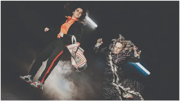 Τρεις πρωταγωνίστριες σε ανδρικούς ρόλους