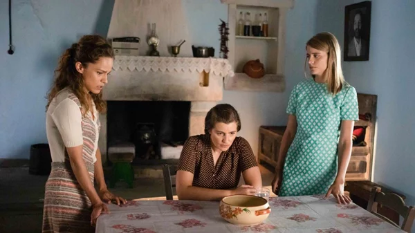 «Άγριες Μέλισσες»: Δείτε τις πρώτες φωτογραφίες από τα γυρίσματα του τρίτου κύκλου 