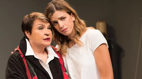 Προλάβατε να δείτε το "Όποιος θέλει να χωρίσει...να σηκώσει το χέρι του!";