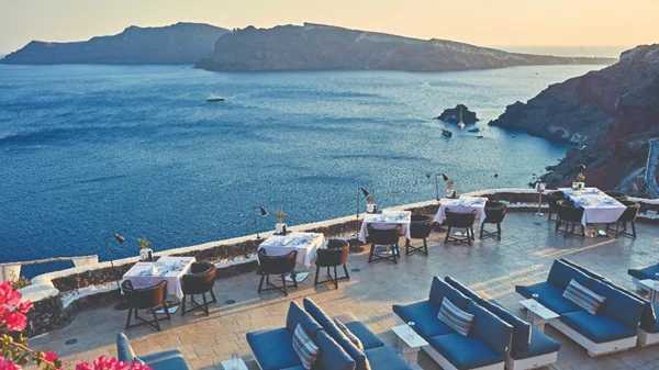 «Petra Restaurant»»: H μοντέρνα ελληνική γαστρονομία στα καλύτερά της 