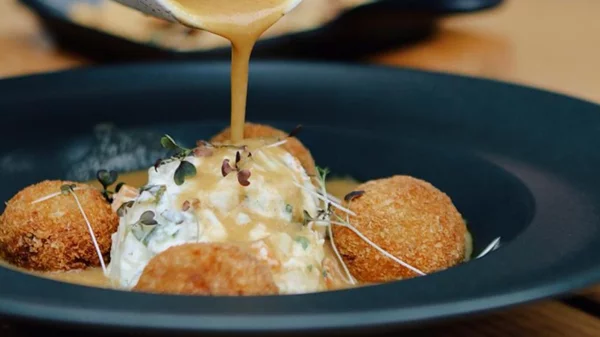 Ο «Σχίνος» επιστρέφει με δημιουργικό τέμπο