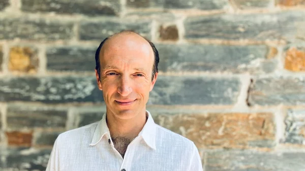 Ο Γιώργος Σαχίνης μας γράφει πως ήρθε στο φως «Ο Κάτω Εαυτός»