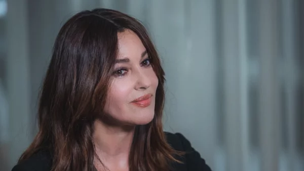 Η Μόνικα Μπελούτσι μεταμορφώνεται στη «Λα Ντιβίνα» Μαρία Κάλλας - Όσα δήλωσε για την παράσταση