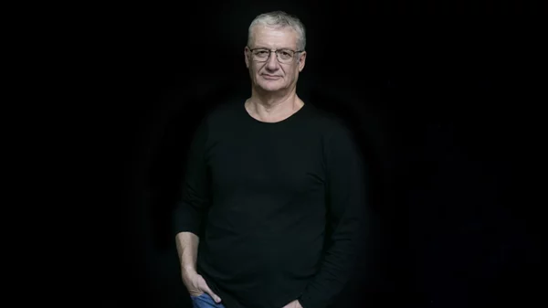 Βαγγέλη Θεοδωρόπουλος: «Ο καπιταλισμός συνθλίβει τους πιο αδύναμους, αλλά καταποντίζει και ισχυρούς»