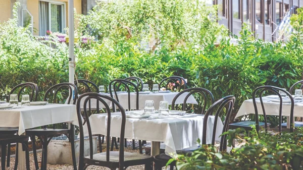 Στάση Μετρό Μέγαρο Μουσικής: O Βλάσσης έχει την πατίνα του διαχρονικού φαβορί