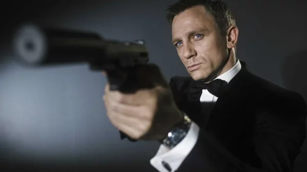 Όλες οι ταινίες Τζέιμς Μποντ από τη χειρότερη στην καλύτερη