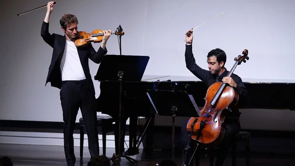 Νέοι σολίστες και προγράμματα υψηλού επιπέδου στις «Νύχτες Κλασικής Μουσικής στη Γεννάδειο Βιβλιοθήκη»