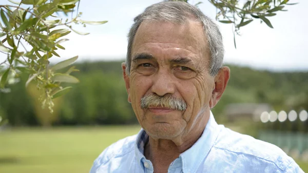 Έφυγε ο Γιώργος Χατζηγιαννάκης, η πιο εμβληματική προσωπικότητα της γαστρονομικής Σαντορίνης και όχι μόνο