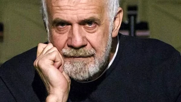 Περικλής Μουστάκης: "Ο ηθοποιός που θέτω ως πρότυπο για τον εαυτό μου, χρειάζεται περισσότερο να ακούει παρά να μιλάει"