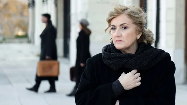 Η επετειακή επιστροφή του «Συμβολαιογράφου» με την Υρώ Μανέ