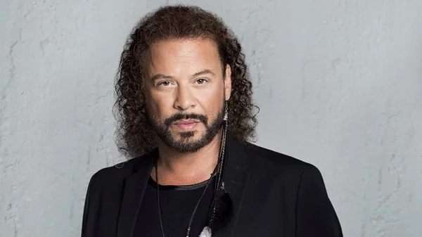 Ο Χρήστος Δάντης σε νέα εμφάνιση στις «Χορδές»