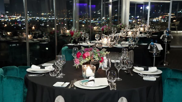 Νόστιμος και μεθυστικός Νοέμβρης στο «St. George Lycabettus»