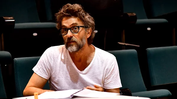 Πασκάλ Ραμπέρ: «Με τα έργα μου θεραπεύω κάτι που έχει σπάσει συλλογικά μέσα μας»