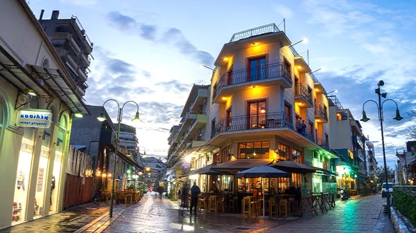 H Λάρισα είναι μια ολοζώντανη πόλη και όχι μόνο λόγω της καφεΐνης!