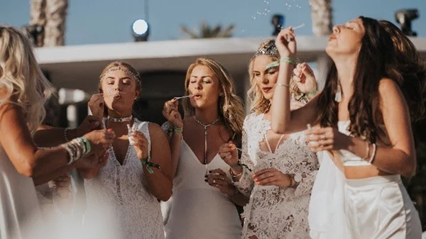 Το «Nikki Beach» υποδέχεται ξανά το White Party