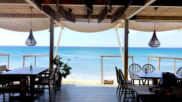 «Μαραθιά»: Ένα ανερχόμενο εργαστήριο δημιουργικότητας στη Τήνο