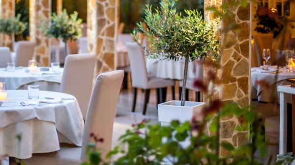 «Rose Garden»: Η κορφιάτικη γαστρονομική παράδοση ανανεώνεται με έμπειρη ματιά και γευστική ευαισθησία