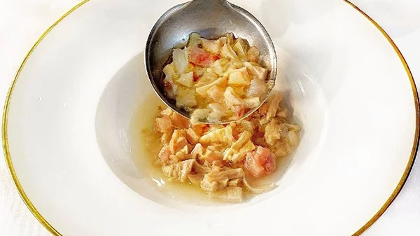 World Tripe Day: Στο «Salonica» για πατσά