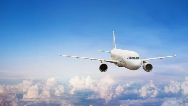 Βασίλης Κικίλιας: «Νέες πτήσεις για Θεσσαλονίκη και Μακεδονία»