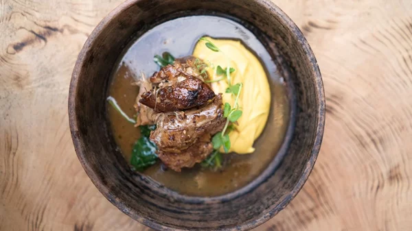 Αράχοβα reloaded: Σλάλομ στα στέκια της χειμερινής αρχόντισσας