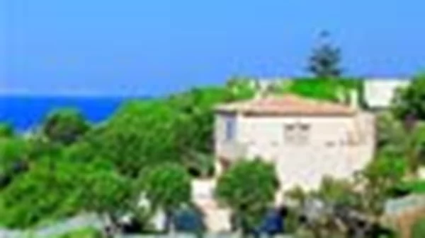 Bίλα ή αγροτόσπιτο;