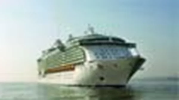 Tαξιδέψαμε με το μεγαλύτερο κρουαζιερόπλοιο του κόσμου