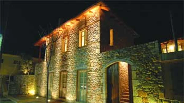 Νέος ξενώνας στο Μυστρά