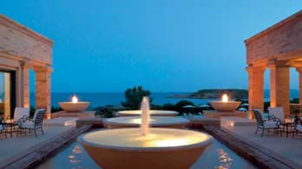 10 ξενοδοχεία για τις ημέρες του Πάσχα