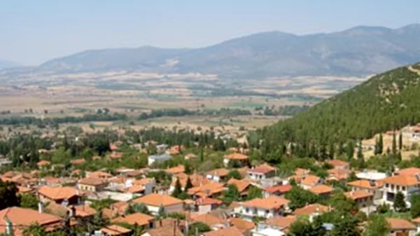 Ανάμεσα σε Καλλίδρομο και Παρνασσό 