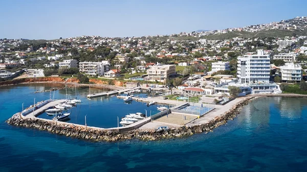 "The Neighbors By The Sea": Ένας καλοκαιρινός προορισμός που ανοίγει το… Μάτι