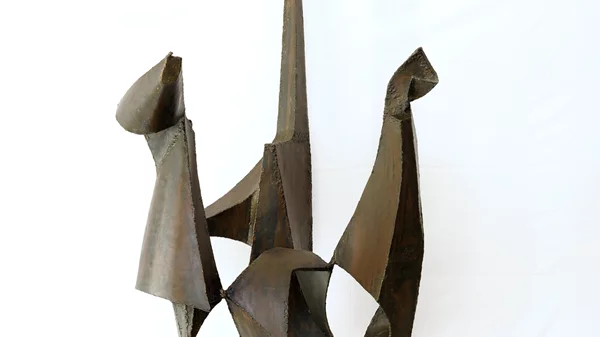 "Αγωγή Ζωής": Τα γλυπτά του Γιώργου Ζογγολόπουλου στο Κολλέγιο Αθηνών