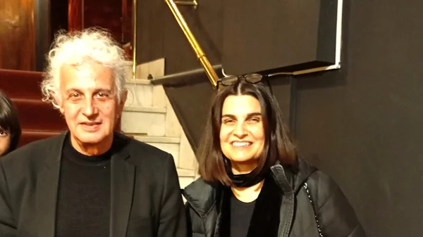 Ο Δημήτρης Παπαϊωάννου και η Εύα Νάθενα στην παράσταση "Όνειρο στο κύμα-Έρως ήρως"