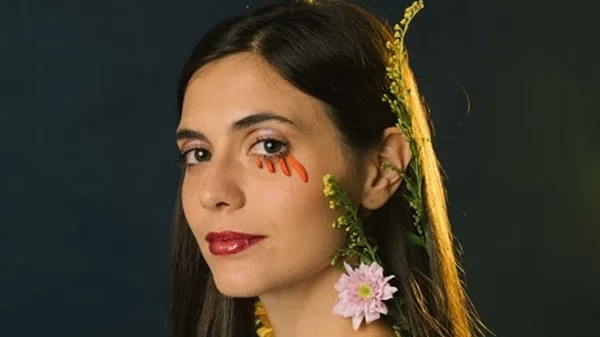 Η Νεφέλη Φασουλή μας καλεί στον "Κήπο της"