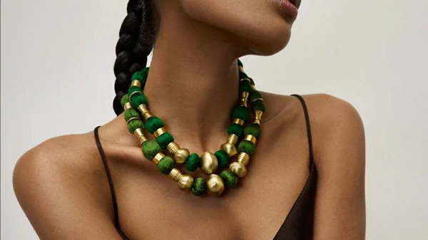 "Messy Play": Η νέα συλλογή της Κατερίνας Μακρυγιάννη όπου η ατέλεια συναντά την τελειότητα!