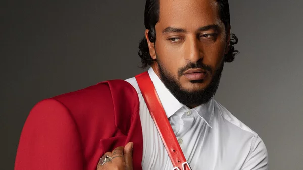 Sold out ο Slimane στο Παλλάς: Ανοίγει προπώληση για δεύτερη παράσταση