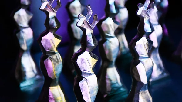 Τα 14α βραβεία Ίρις περιμένουν τις ταινίες σας!