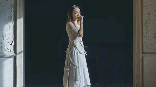 "Βαλς Νο 6": Ένας συγκλονιστικός μονόλογος για την κακοποίηση και την έμφυλη βία