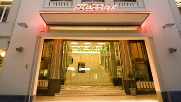 "My fair lady" και "Matilda The Musical" ετοιμάζει η Θέμις Μαρσέλλου στο Παλλάς και καλεί σε ακρόαση άνδρες και γυναίκες ηθοποιούς