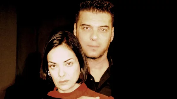 "Απέναντι στο Πεπρωμένο": Ένα ταξίδι στην Ιστορία μέσα από τα μάτια μιας γυναίκας