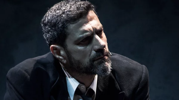 "Wonnangatta": Ο Κώστας Φαλελάκης και ένα θεατρικό γουέστερν για τη βία, τη φύση και την αυτογνωσία